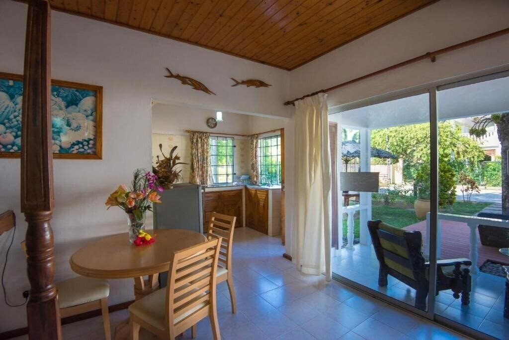 Изображение Le Tropique Villa 2*