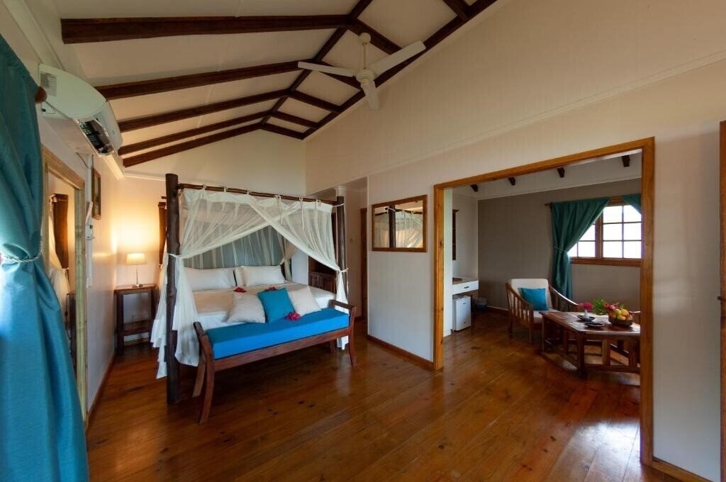 Отель Le Vasseur Eco Resort 4*