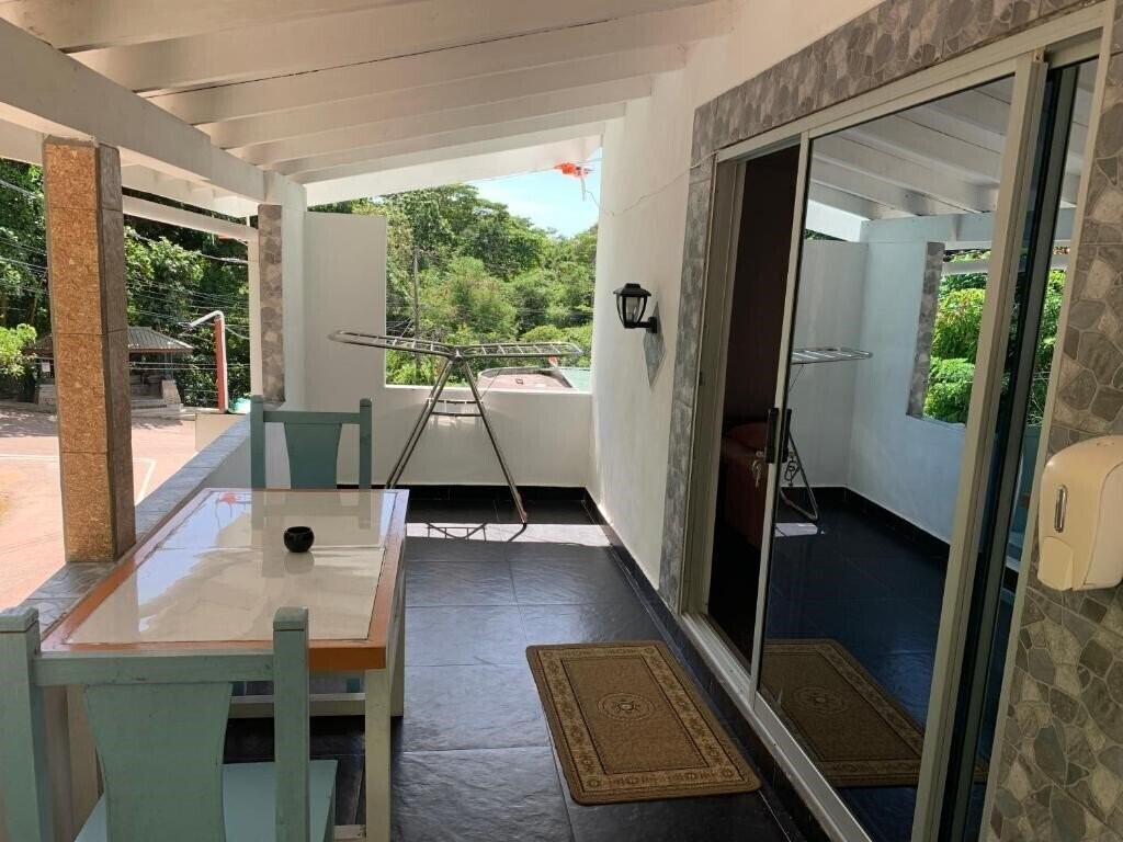 Отель Villa Manoir 2*