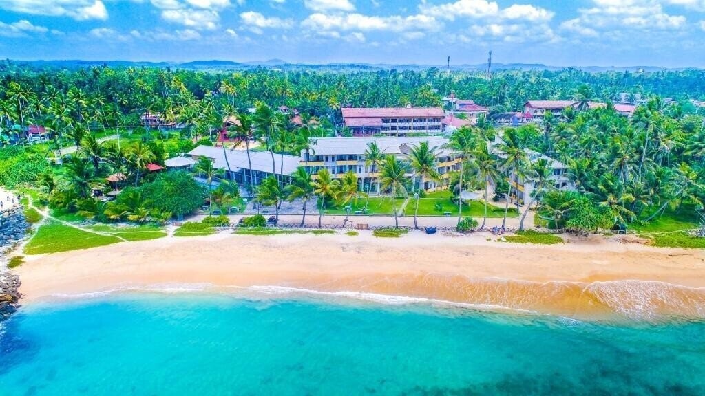 Отель Insight Ahangama 3*