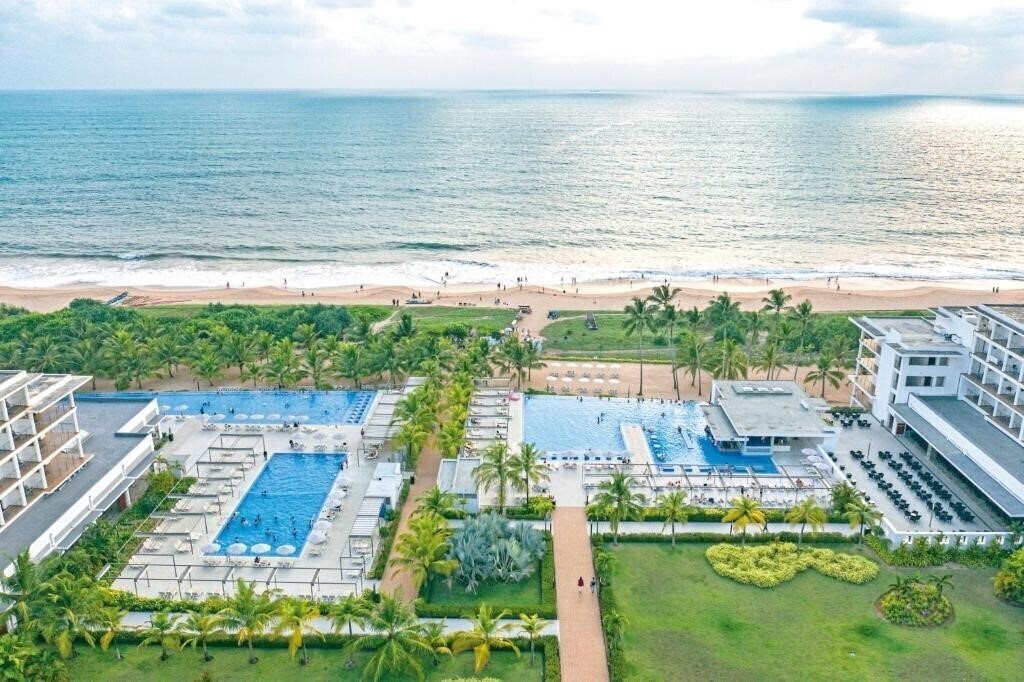 Отель Hotel Riu Sri Lanka 5*