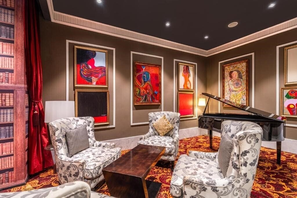 Изображение Movenpick Hotel Colombo 5*