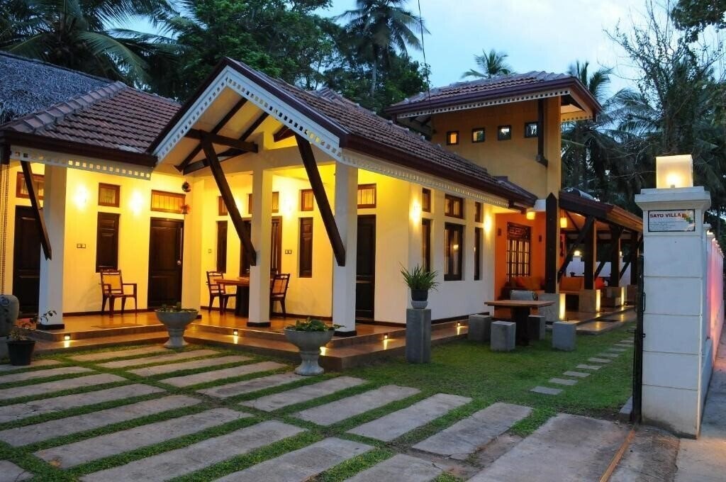 Отель Sayo Villa 3*
