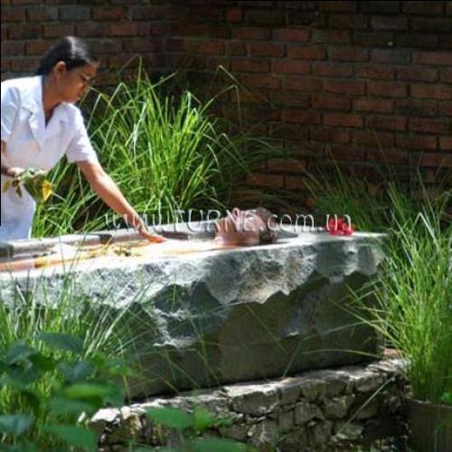 Отель Hotel Bendota Village 3*