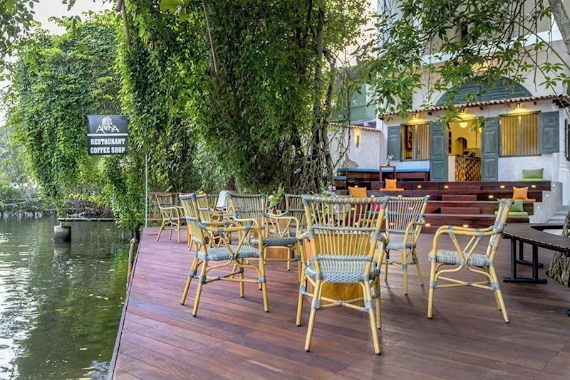 Отель Areana Hotel 3*