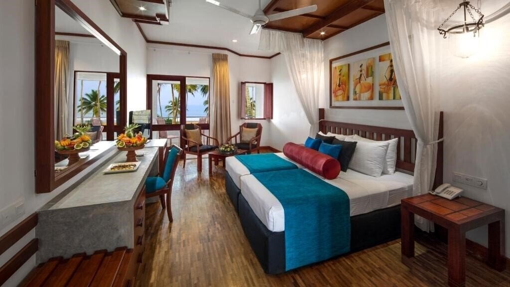 Фото Tangerine Beach Hotel 4*
