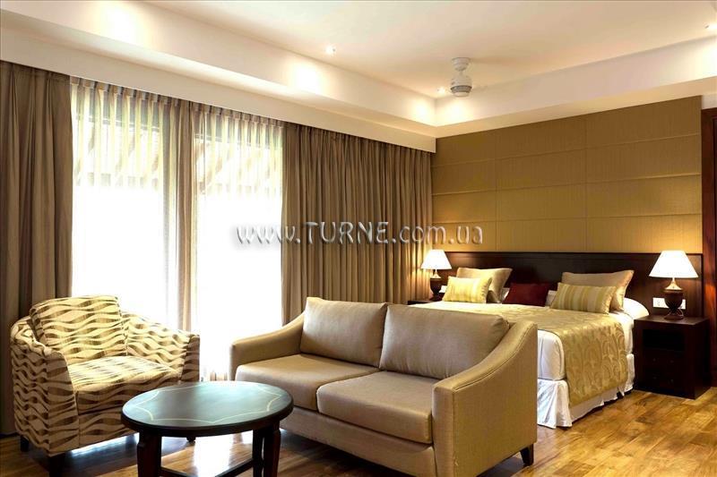 Отель Amaya Hills 4*