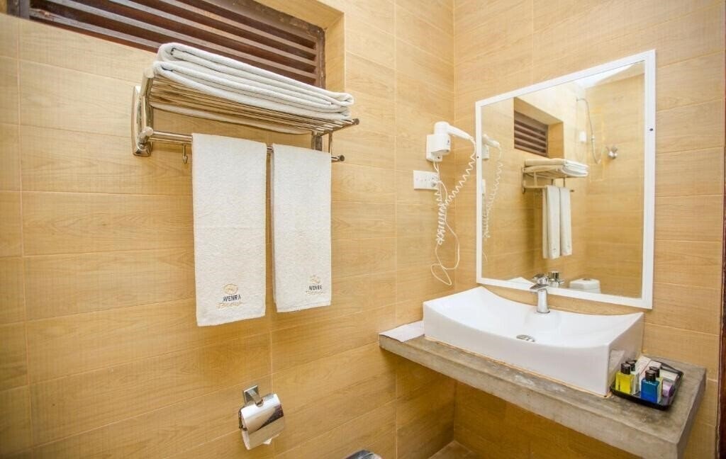 Фотография Avenra Beach Hotel 4*