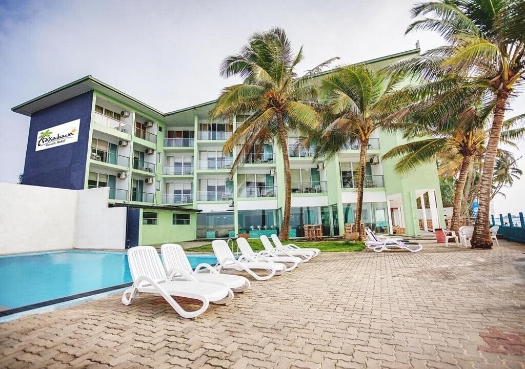 Отель Hikkaduwa Beach 3*
