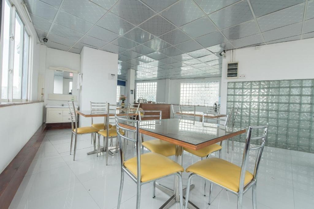 Фото Metro City Hotel 3*