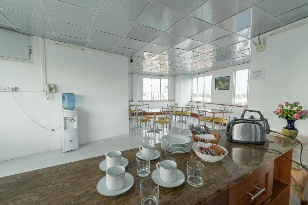 Фотография Metro City Hotel 3*