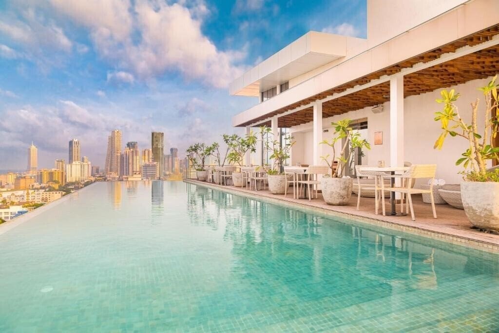 Фото Jetwing Colombo Seven 5*