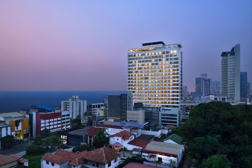 Отель Sheraton Colombo Hotel 4*