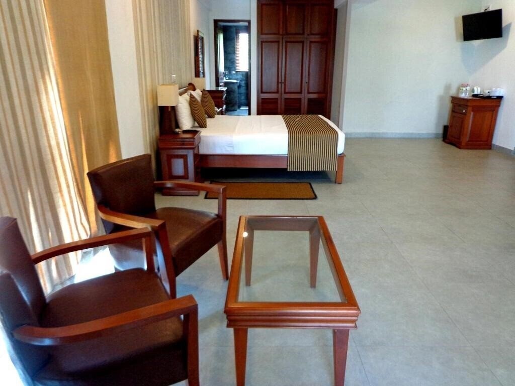 Фотография Paradise Beach Club Mirissa 3*