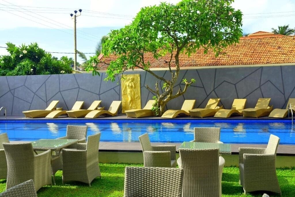 Фотография Ruvisha Beach Hotel 4*