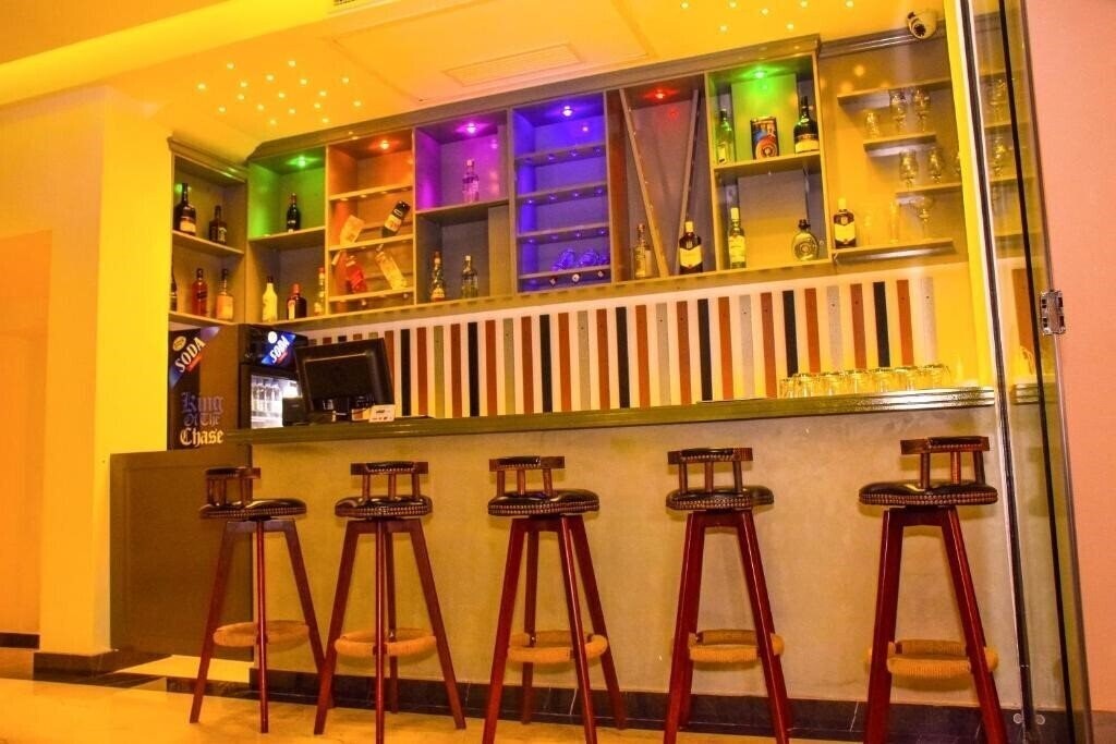 Картинка Ruvisha Beach Hotel (ex. Ruvisha Beach Hotel) 4*