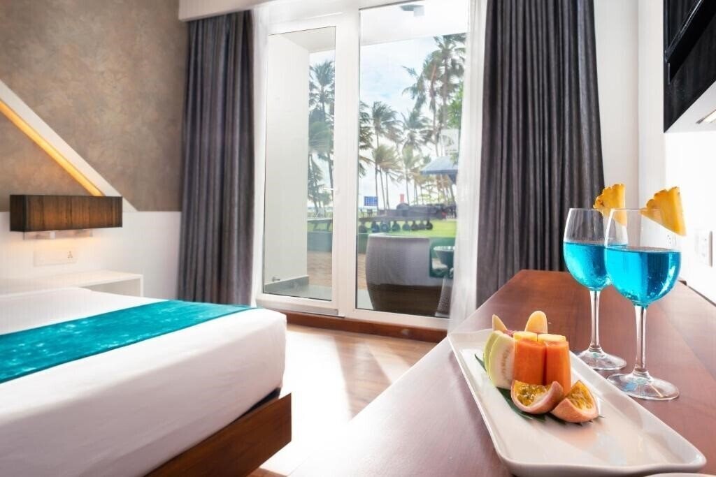 Фотография Camelot Beach 3*