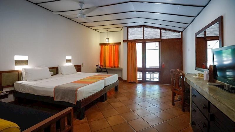 Изображение Nilaveli Beach Hotel 3*