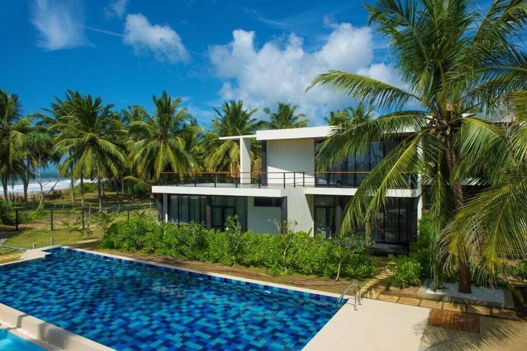 Фото Lankavatara Ocean 4*