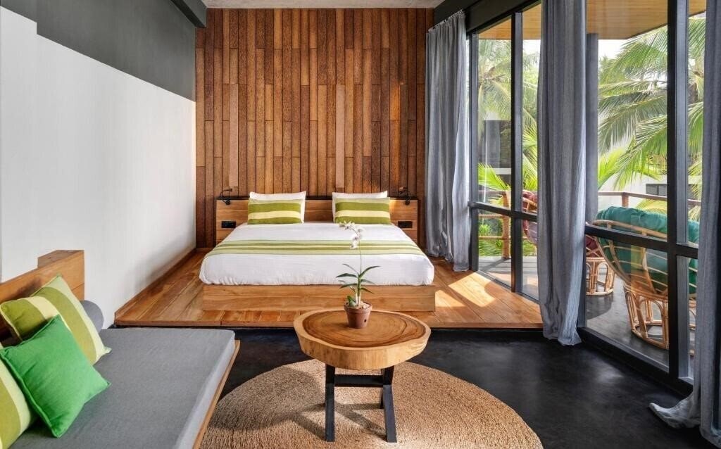Картинка Lankavatara Ocean 4*