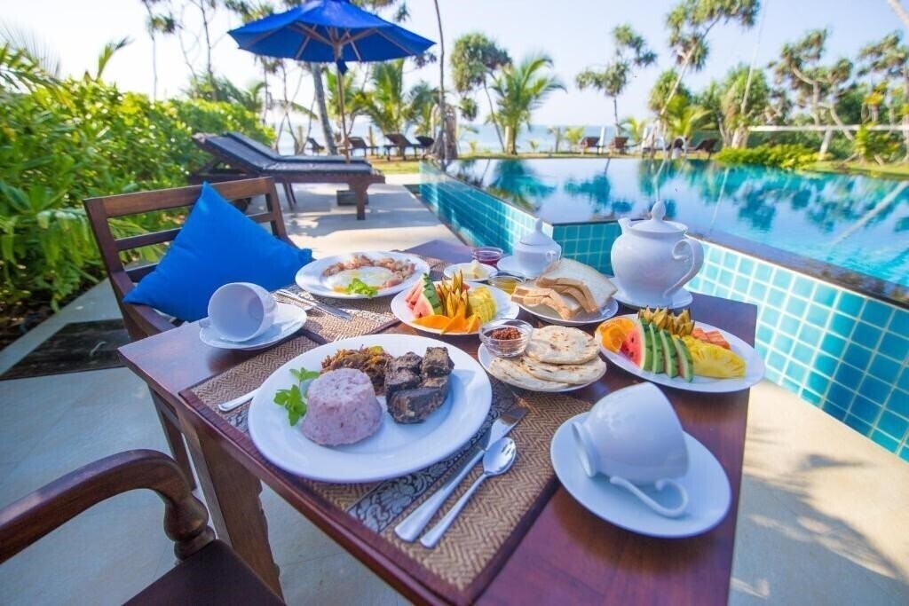 Изображение Lanka Beach Bungalows & Villa 4*