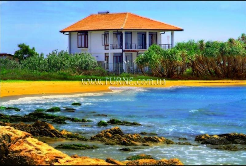 Отель Nilaveli Bay Villa 5*