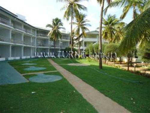 Отель Sea Lotus Park 3*