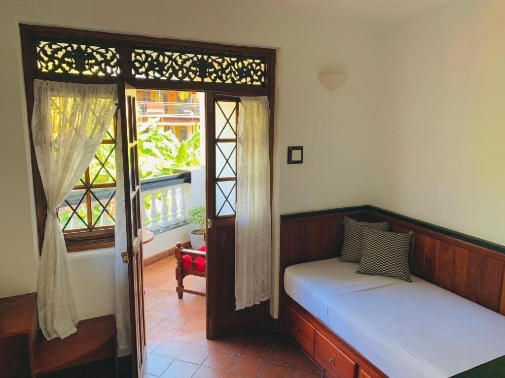 Изображение Blue Swan Inn 2*