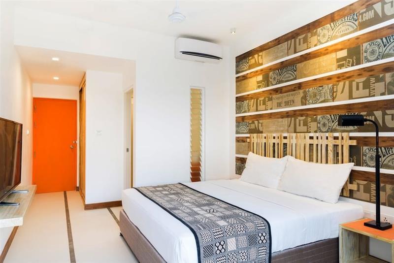 Отель Hotel J Unawatuna 3*