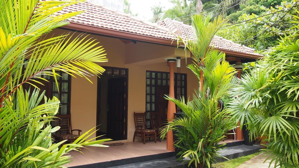 Фотография Flower Garden 3*