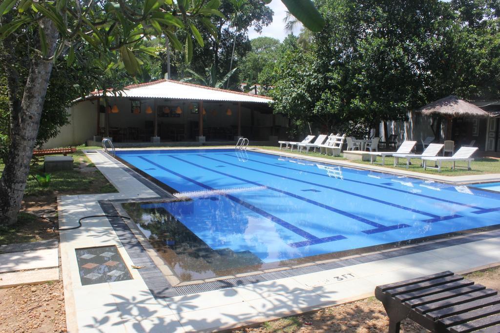 Отель Sanmira Renaisance 3*