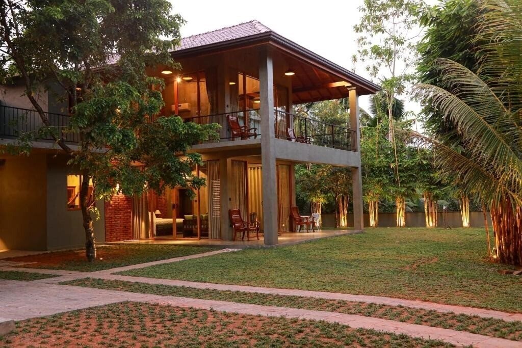 Отель Villa Rumassala Luxury Challets Unawatuna 4*