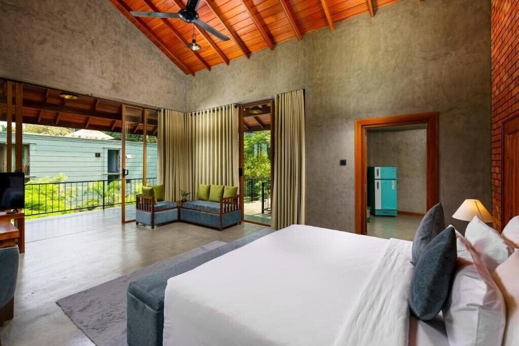 Фото Villa Rumassala Luxury Challets Unawatuna 4*