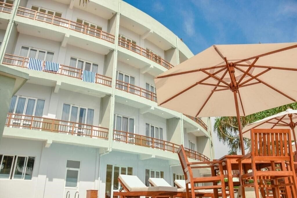 Отель Refresh Blue 4*