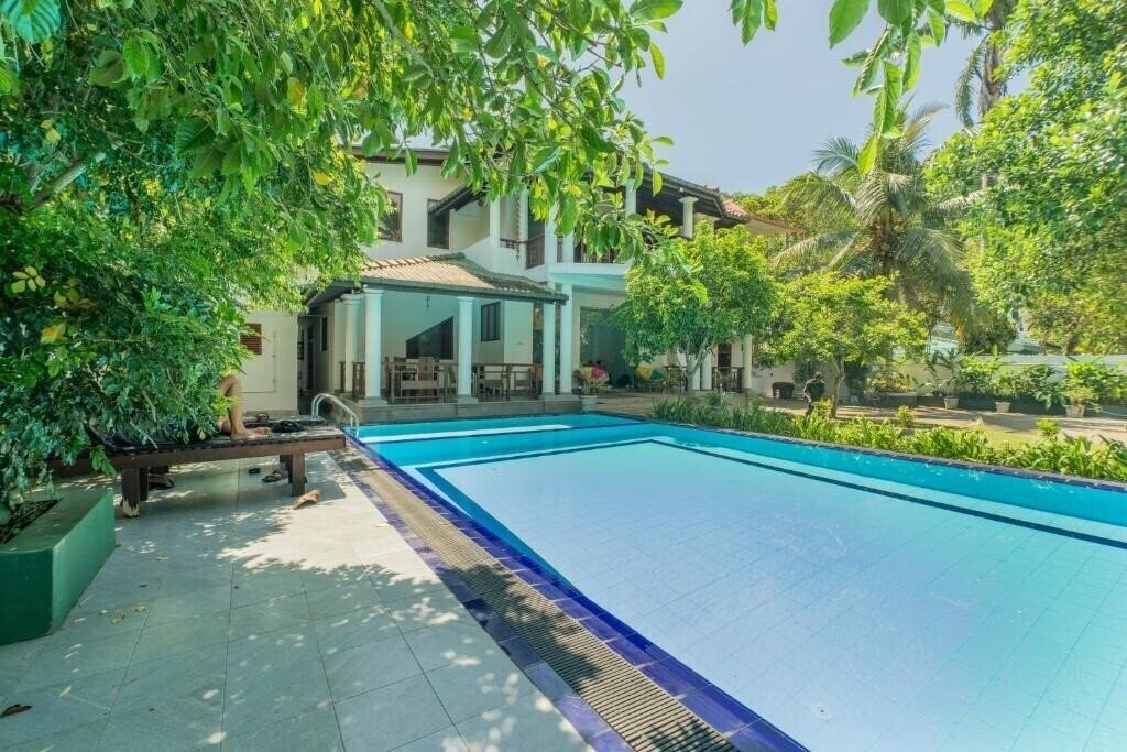 Отель The Calm Of 8 3*