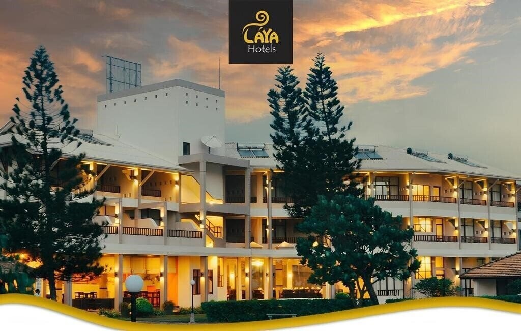 Отель Laya Beach 3*