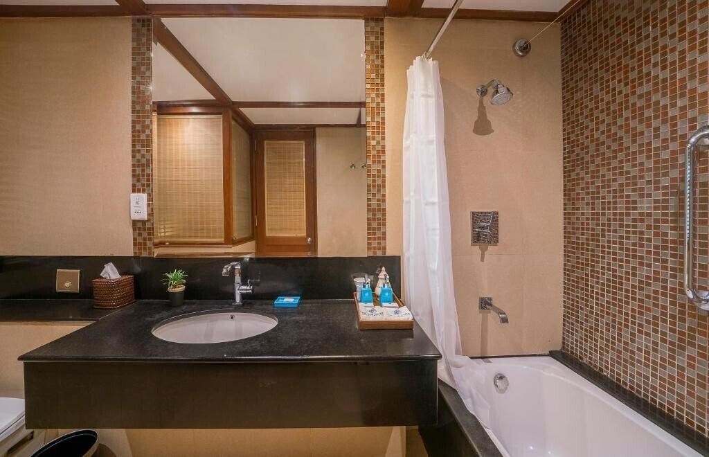 Фото The Blue Water Resort & SPA 5*