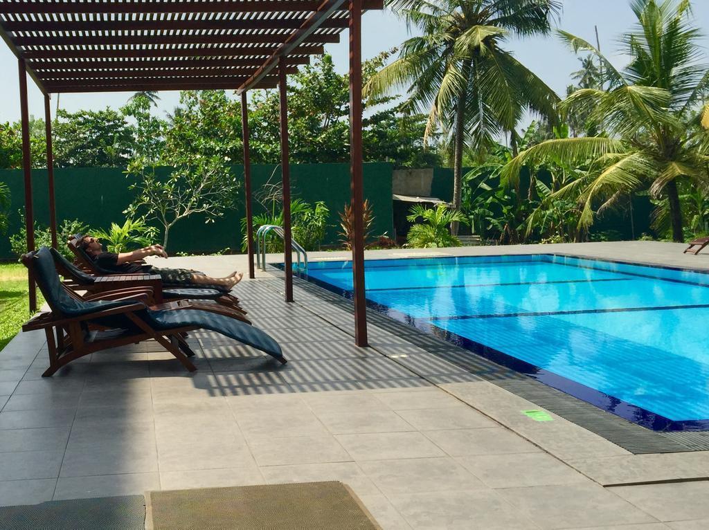 Фото Weligama Ocean Breeze 2*