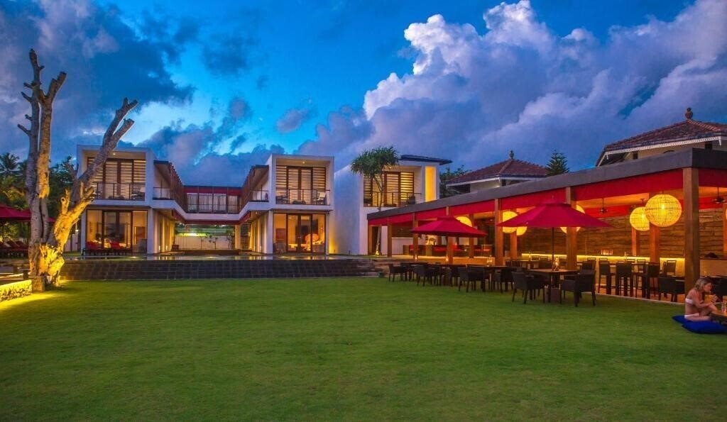 Фото W15 Weligama 4*