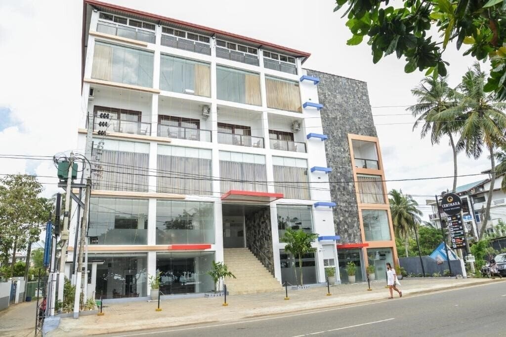 Отель Centhara Beach Weligama 3*