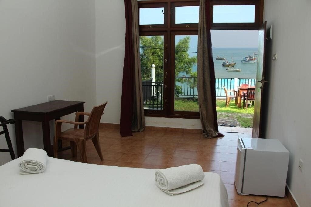 Отель Perla Fisherman Bay Guest House гостиный двор