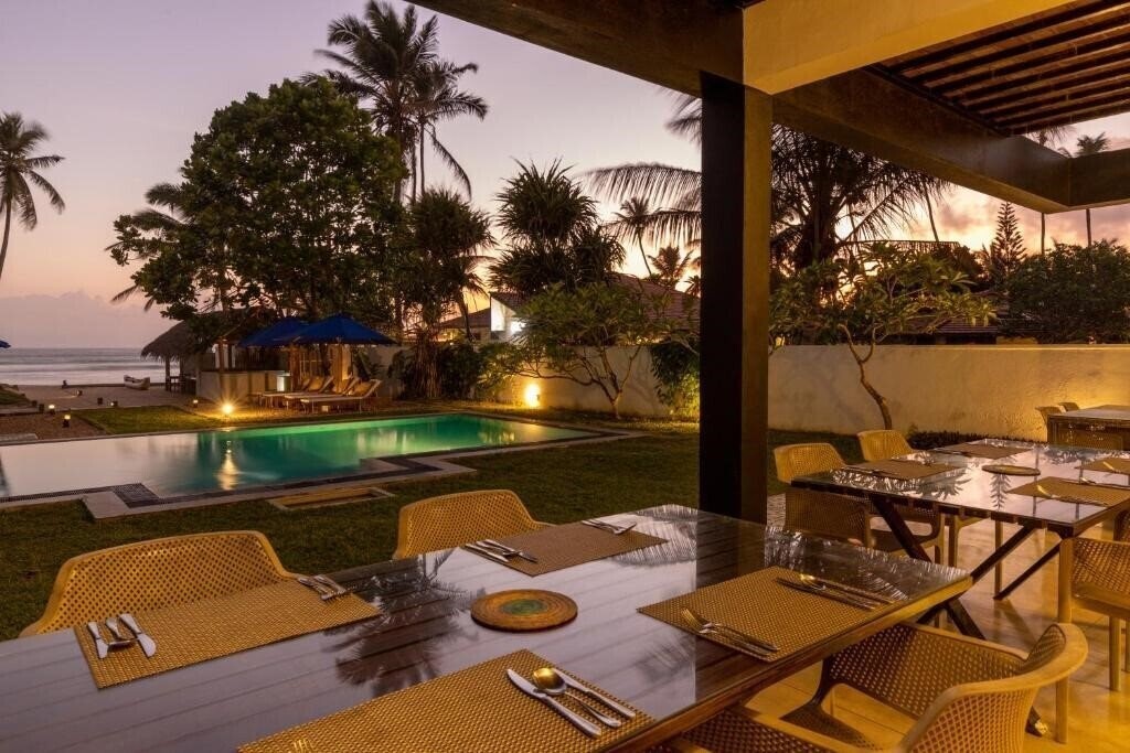 Изображение Parangi Weligama Bay 3*