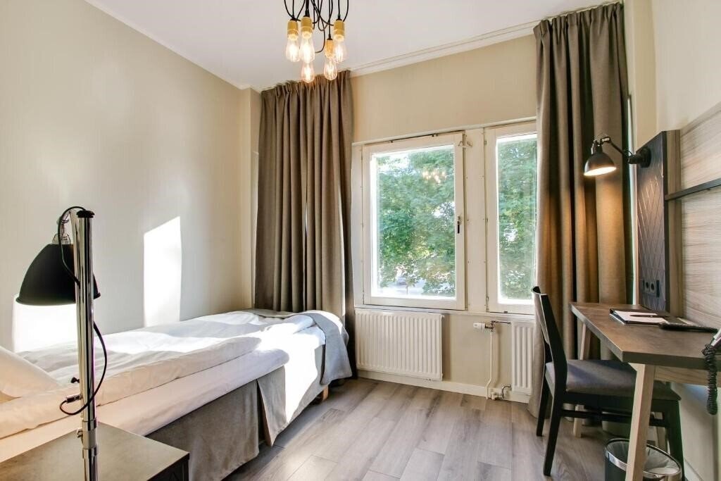 Картинка First Hotel Brommaplan 1*