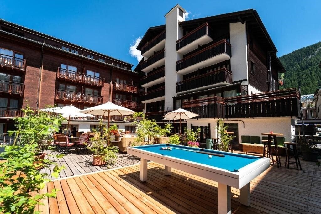 Отель Pollux 4*