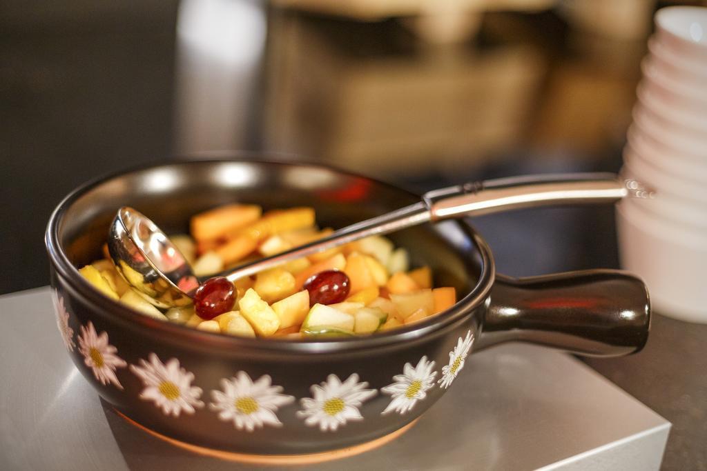 Изображение Swiss Night By Fassbind 3*