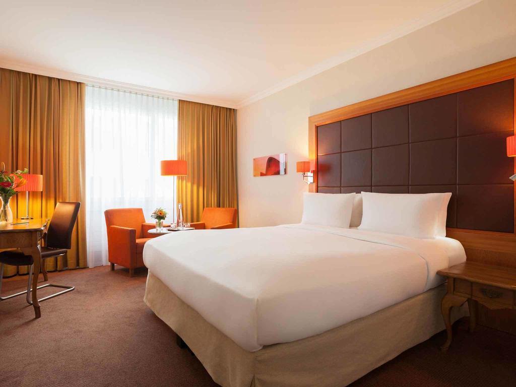 Отель Continental Hotel Zurich Mgallery By Sofitel 4*