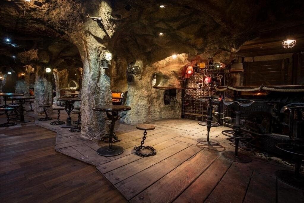 Изображение HUUS Gstaad Hotel 4*