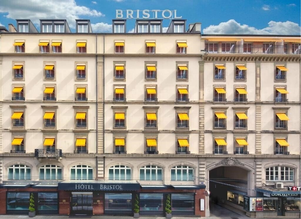 Отель Hotel Bristol 4*
