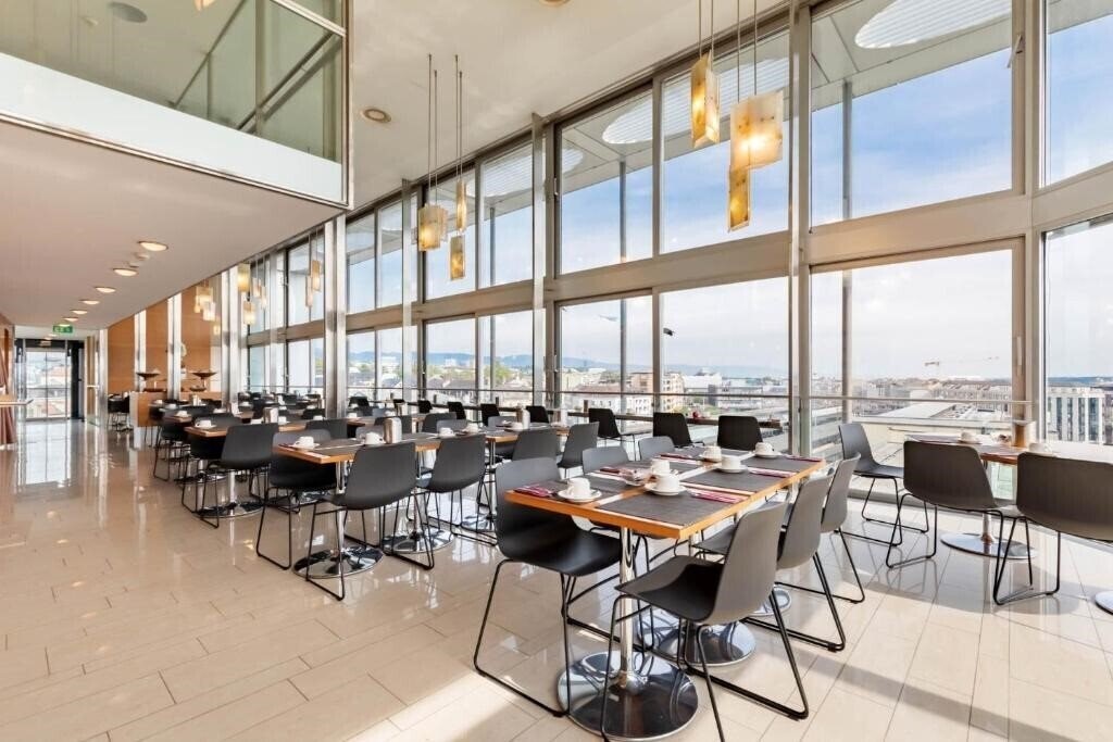 Изображение Cornavin 4*