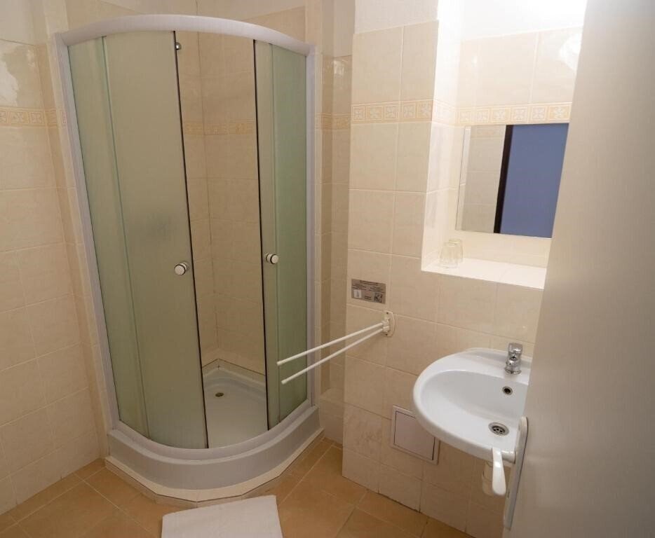 Фотография Akademia 3*